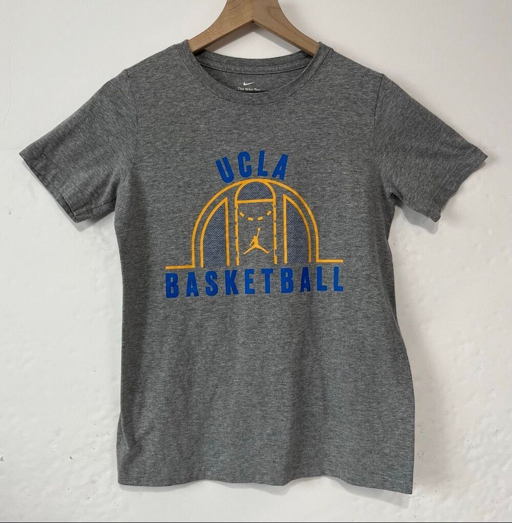 The Nike Tee Gray Short Sleeve UCLA Basketball   Size L